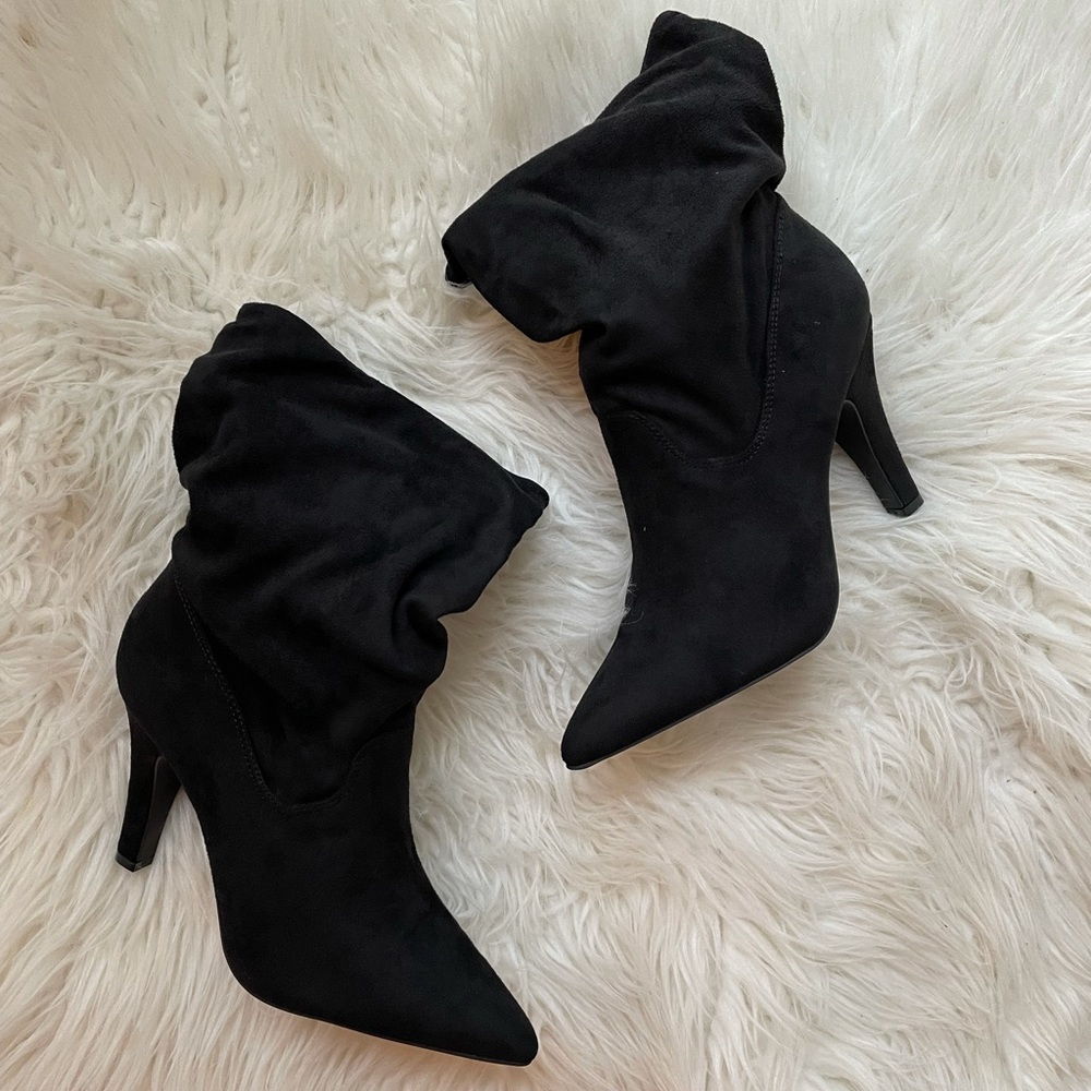 Black Slouchy Pointed Toe Faux Suede Boots - Picture 6 of 15
